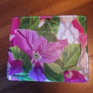 Kate Spade Floral Leather Bi Fold Wallet